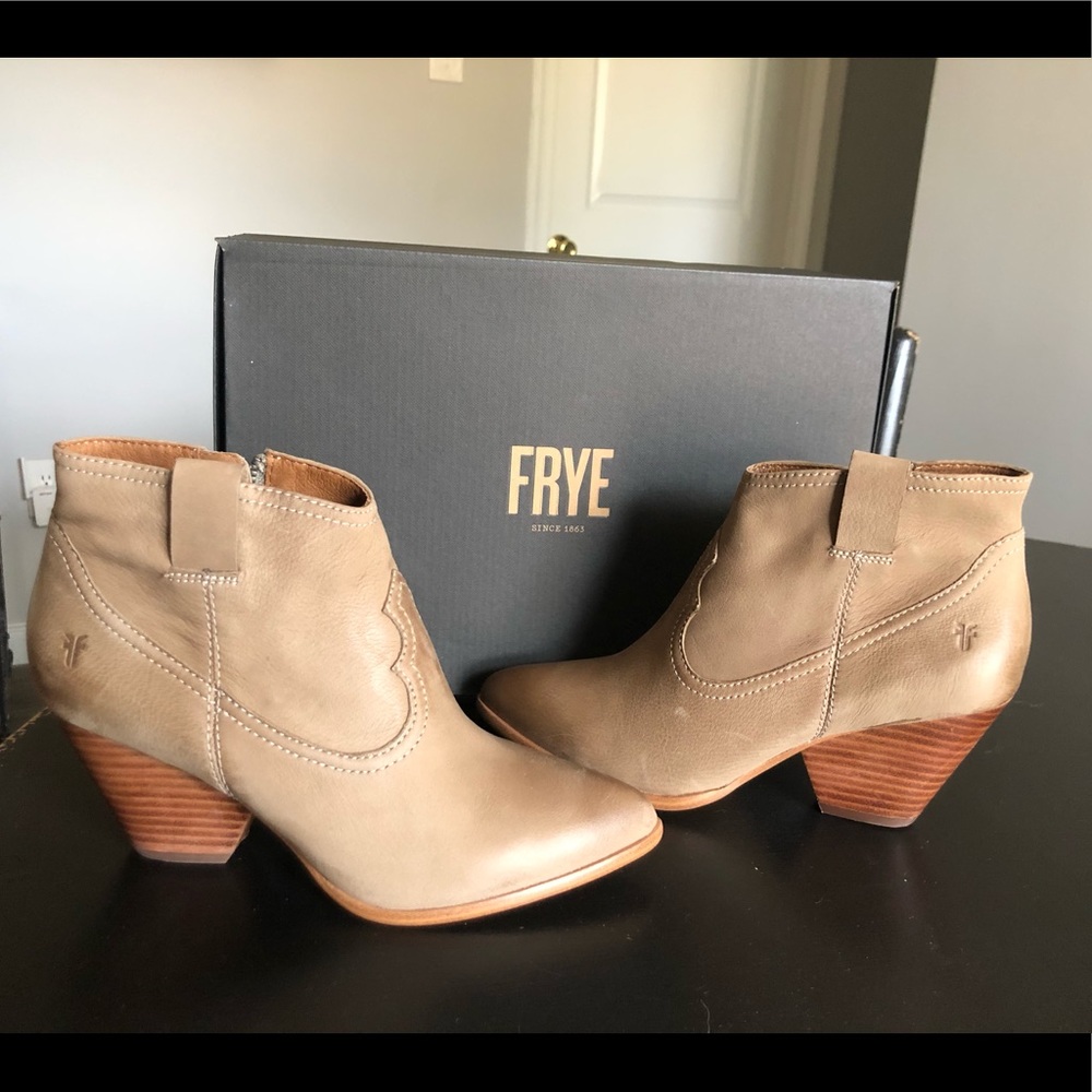 FRYE Reina Bootie Size 7